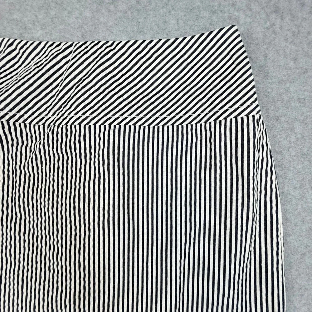 J.Crew Navy White Seersucker Striped Pencil Skirt Size 6